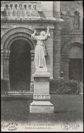 [Neuilly-sur-Seine : Statue de Jeanne d' Arc]