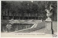 [Versailles : Grand Trianon - Bassin du Plat-Fond]