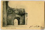 [Montlhéry : Portes et Fortifications de la ville]