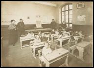 Fontenay-aux-Roses, juillet 1916 : refuge Franco-Belge : salle de classe